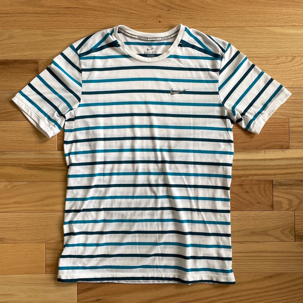 Nike Dri-FIT Short-Sleeve Running Top